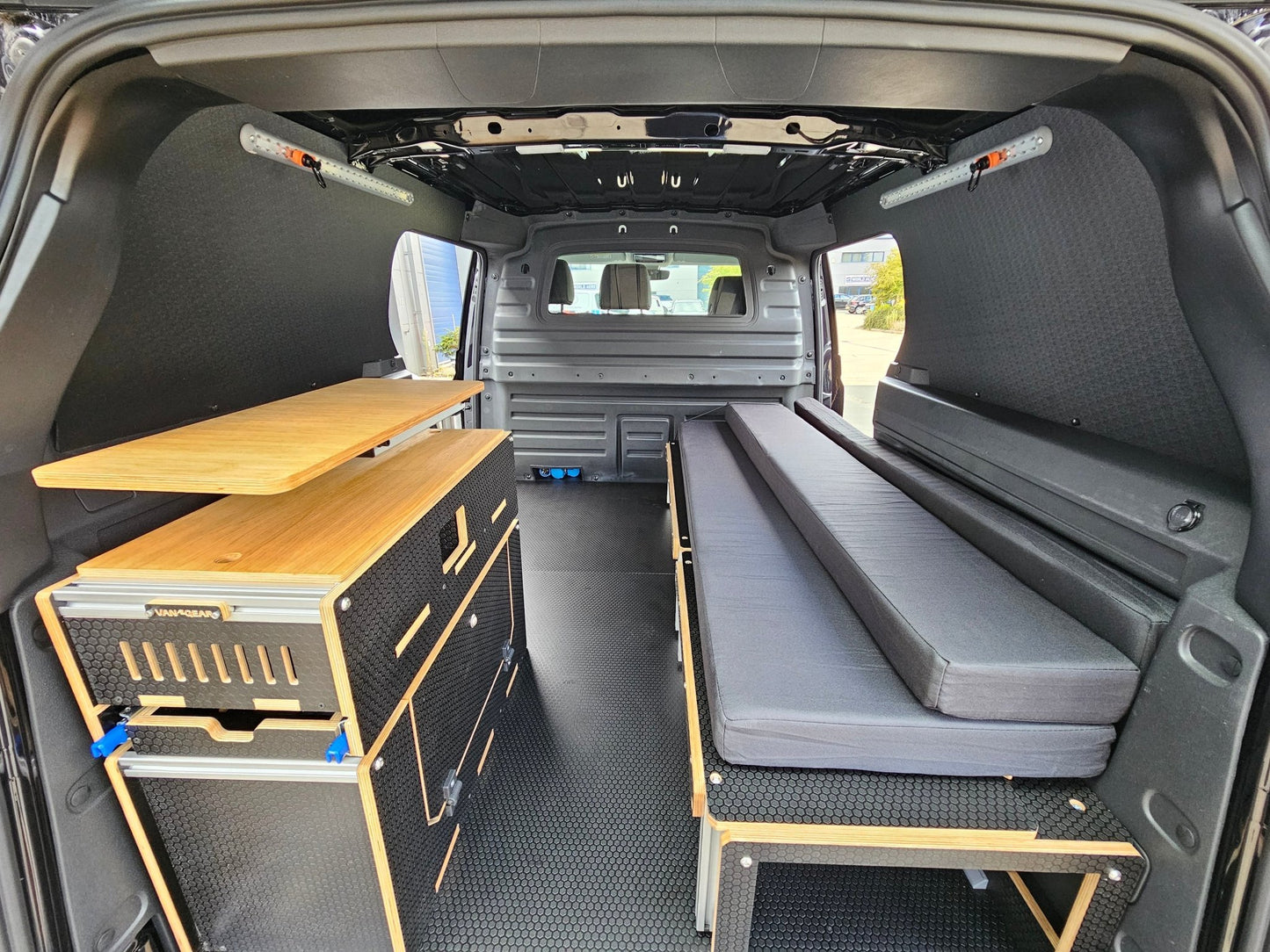 NEW Buzz - Kit for the Volkswagen id.buzz cargo NEW "Freerunner" - Vangear - EU