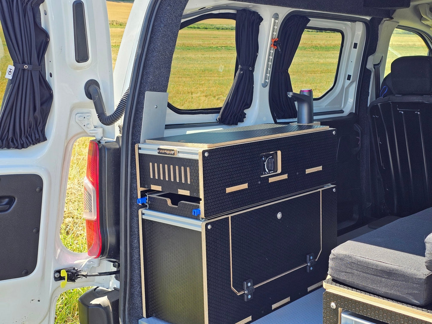 NEW Caddy - Pod sliding campervan kitchen (easy 3 part self - assemble) - Vangear - EU