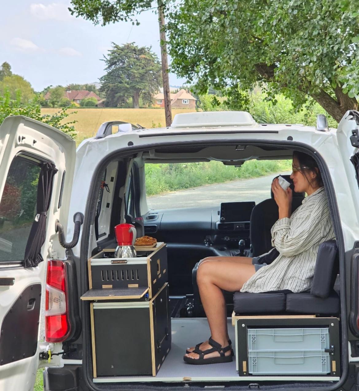 NEW Caddy - Pod sliding campervan kitchen (easy 3 part self - assemble) - Vangear - EU