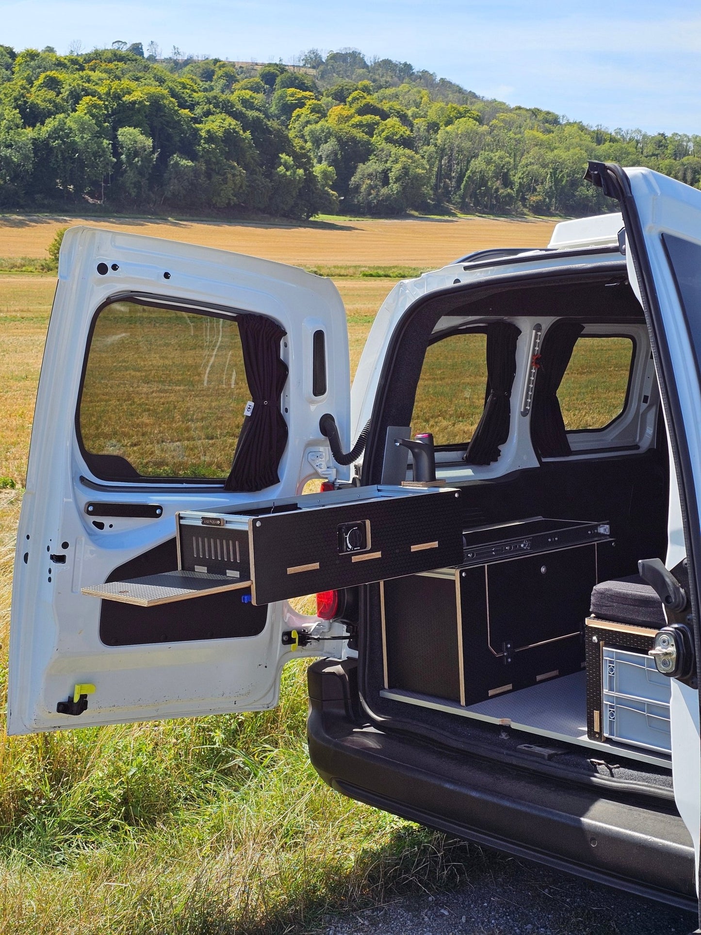 NEW Caddy - Pod sliding campervan kitchen (easy 3 part self - assemble) - Vangear - EU