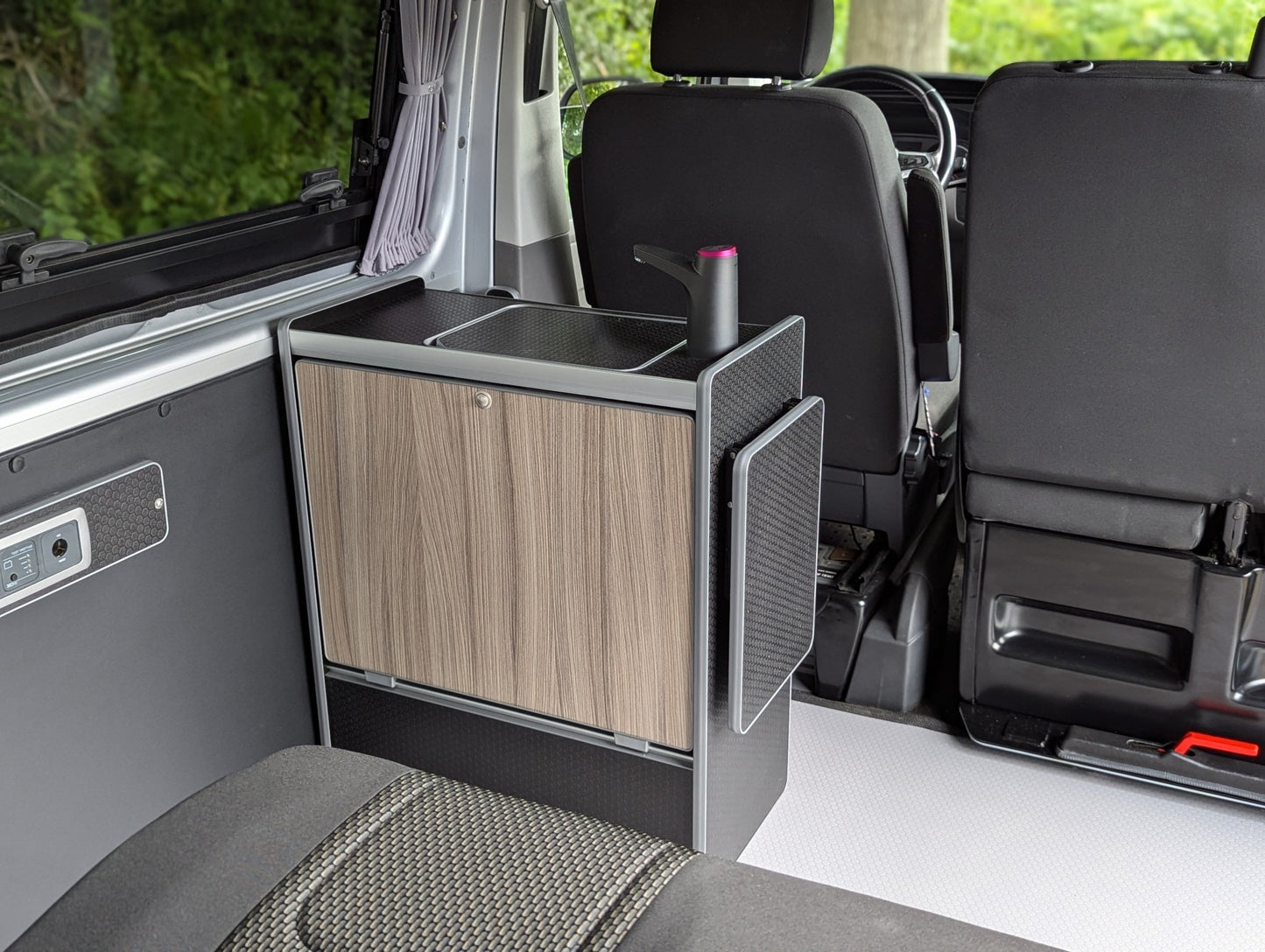 Vangear Nano - Pod 2.2 campervan kitchen - Black with Driftwood door - Vangear - EU