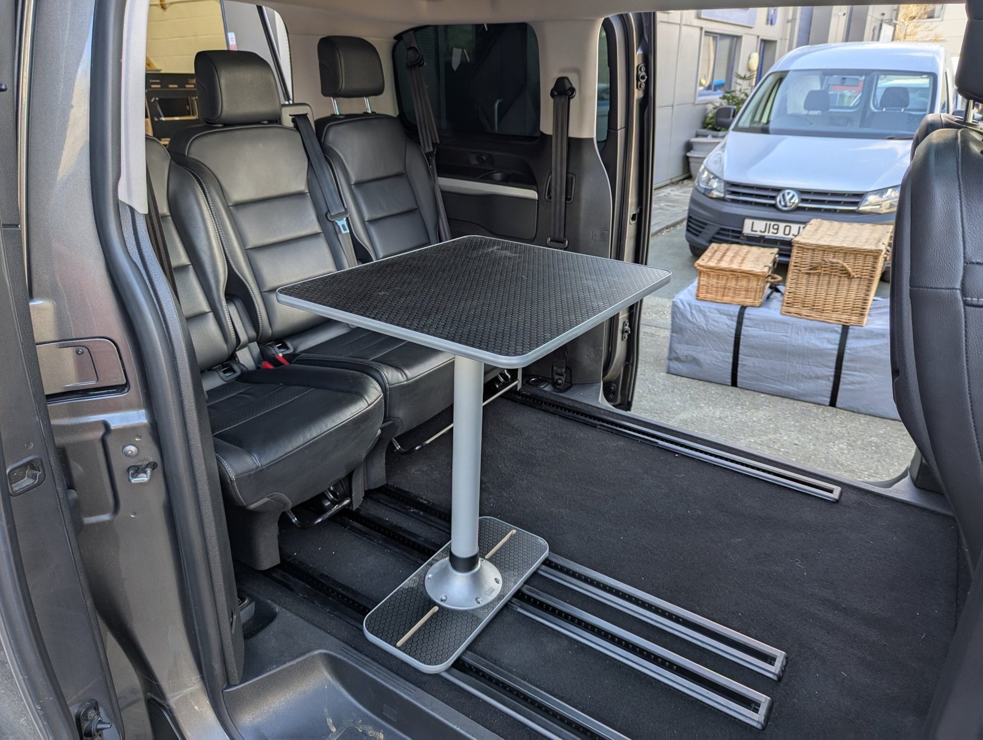 Vangear Table Stand - Citroen - Peugeot - Toyota - Vangear - EU