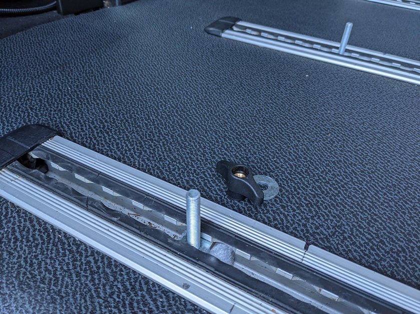 Mercedes Vito-Marco Polo-V-Class anchor/cleats - Vangear-EU