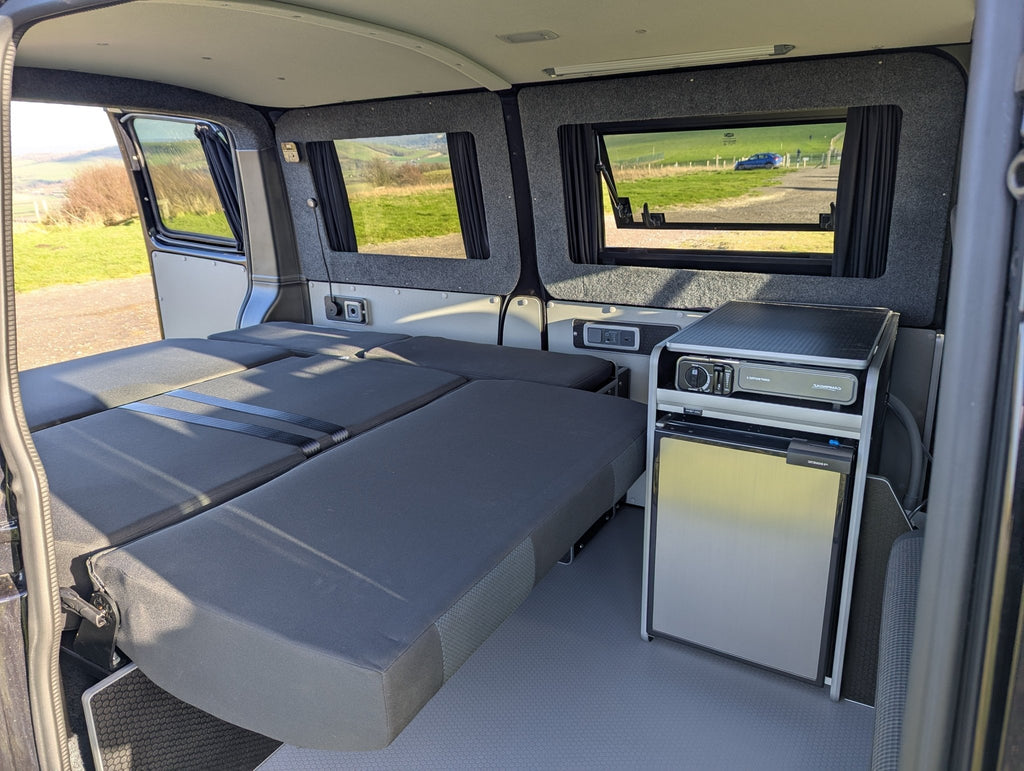 Vangear CRX - Pod Campervan Pod (Fridge NOT included) Black/Driftwood table - Vangear - EU