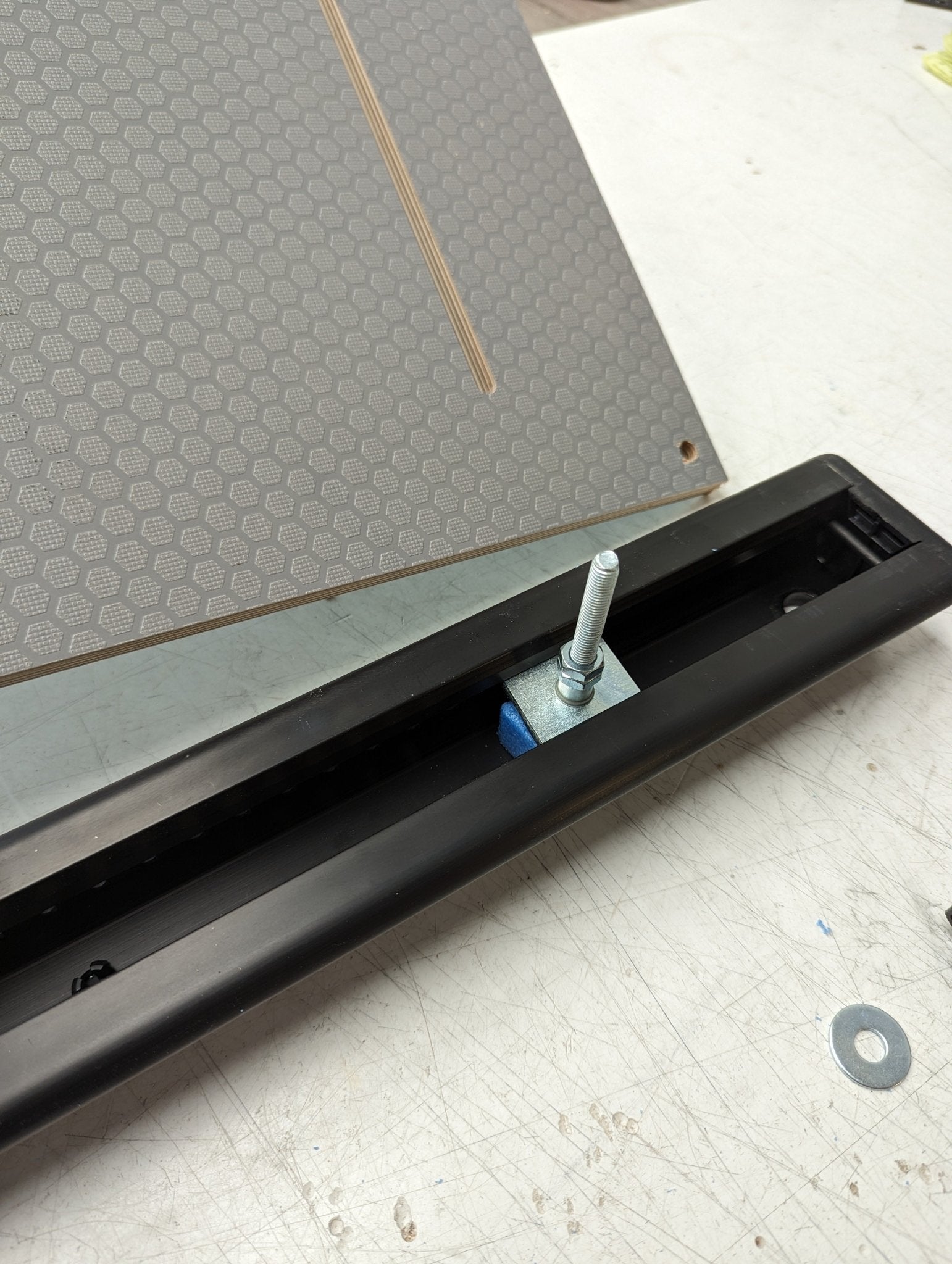 Vangear Table Stand-Citroen-Peugeot-Toyota - Vangear-EU