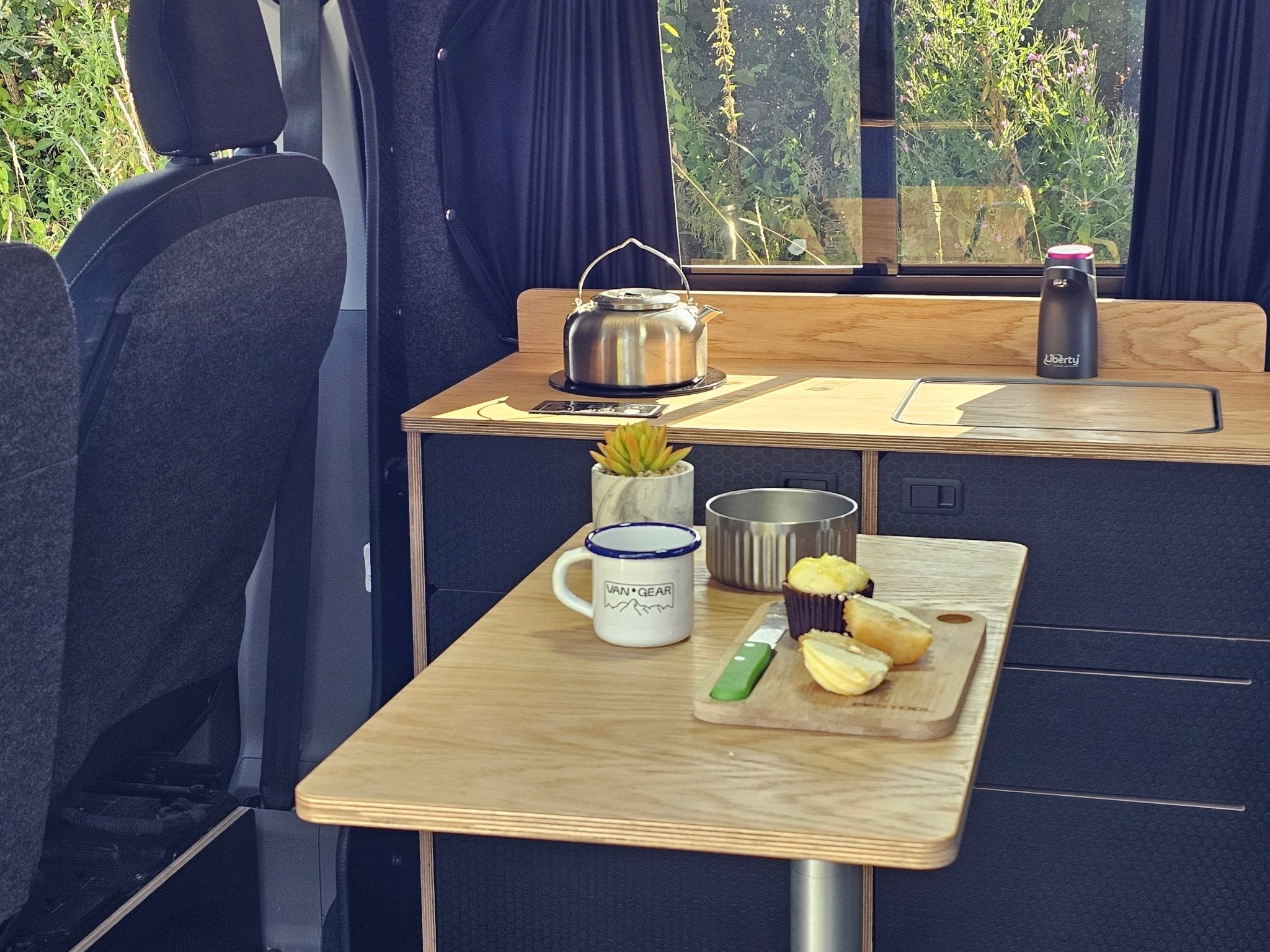 Vangear Woody-Pod - Electric version - Black with Oak top (Self assembled) - Vangear-EU