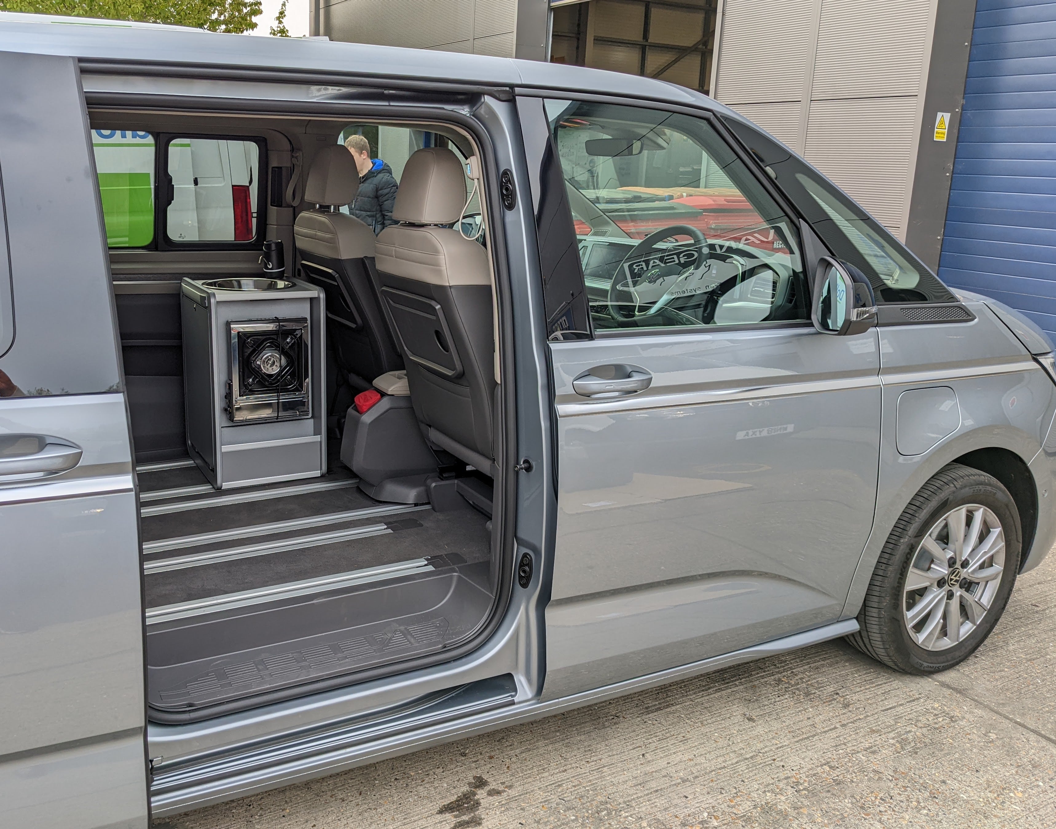 NEW Vangear Mini - Pod 2.2 Campervan Kitchen Pod - NEW Carbon Grey - Vangear - EU