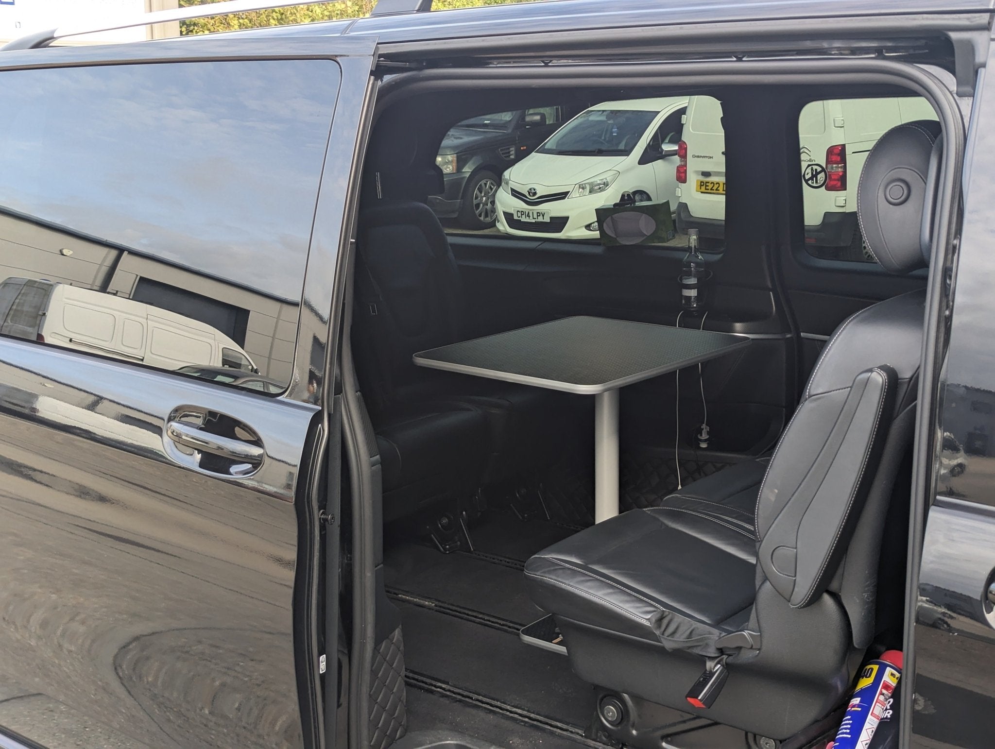 Vangear Table-Stand for Mercedes-Black - Vangear-EU